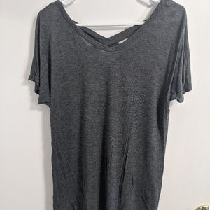 Short-Sleeve Top. Active USA brand. Size Medium.